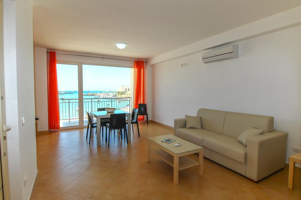 Family Suite Porto Vecchio Λαμπεντούζα Εξωτερικό φωτογραφία