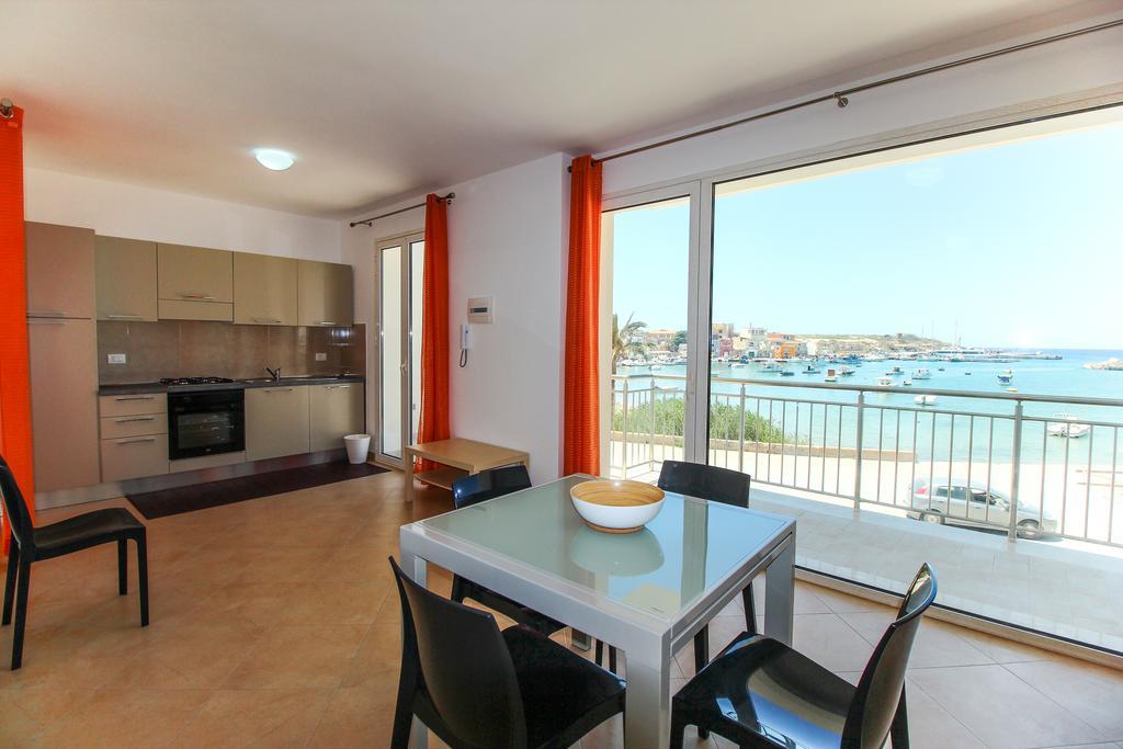 Family Suite Porto Vecchio Λαμπεντούζα Εξωτερικό φωτογραφία